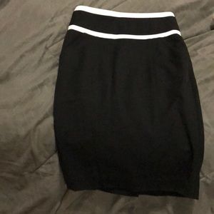Black skirt with white trim